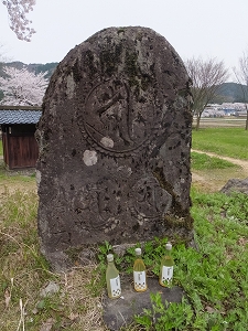 125.jpg